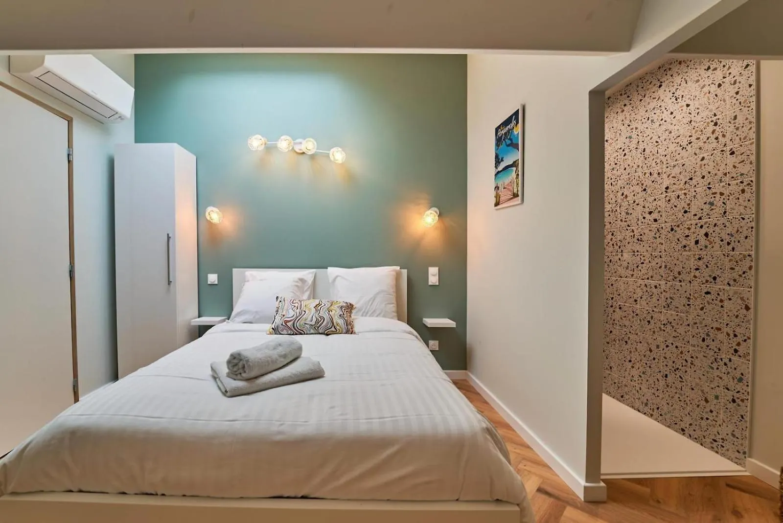 Le Filet Suspendu-Experience-Wifi-Clim Apartment Toulon France